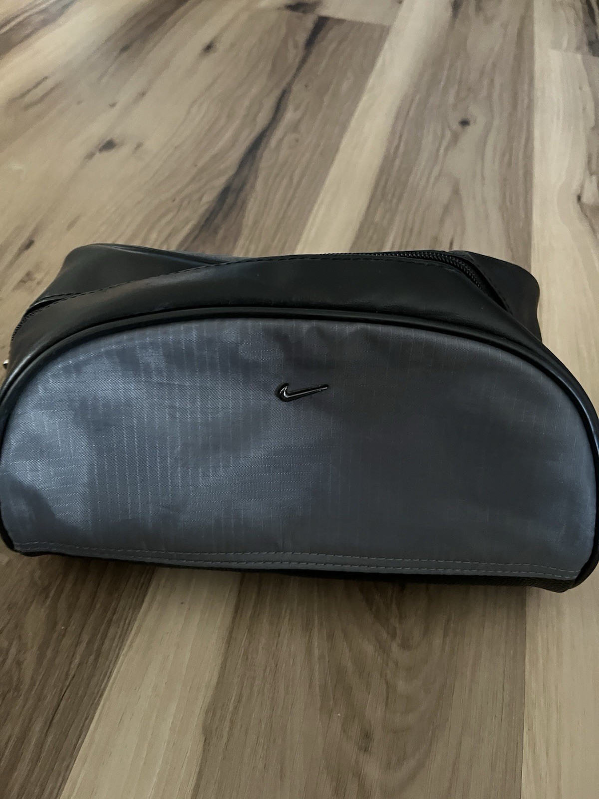 Nike Y2k Black Zipper Closure Golf Toiletries Travel Kit Bag