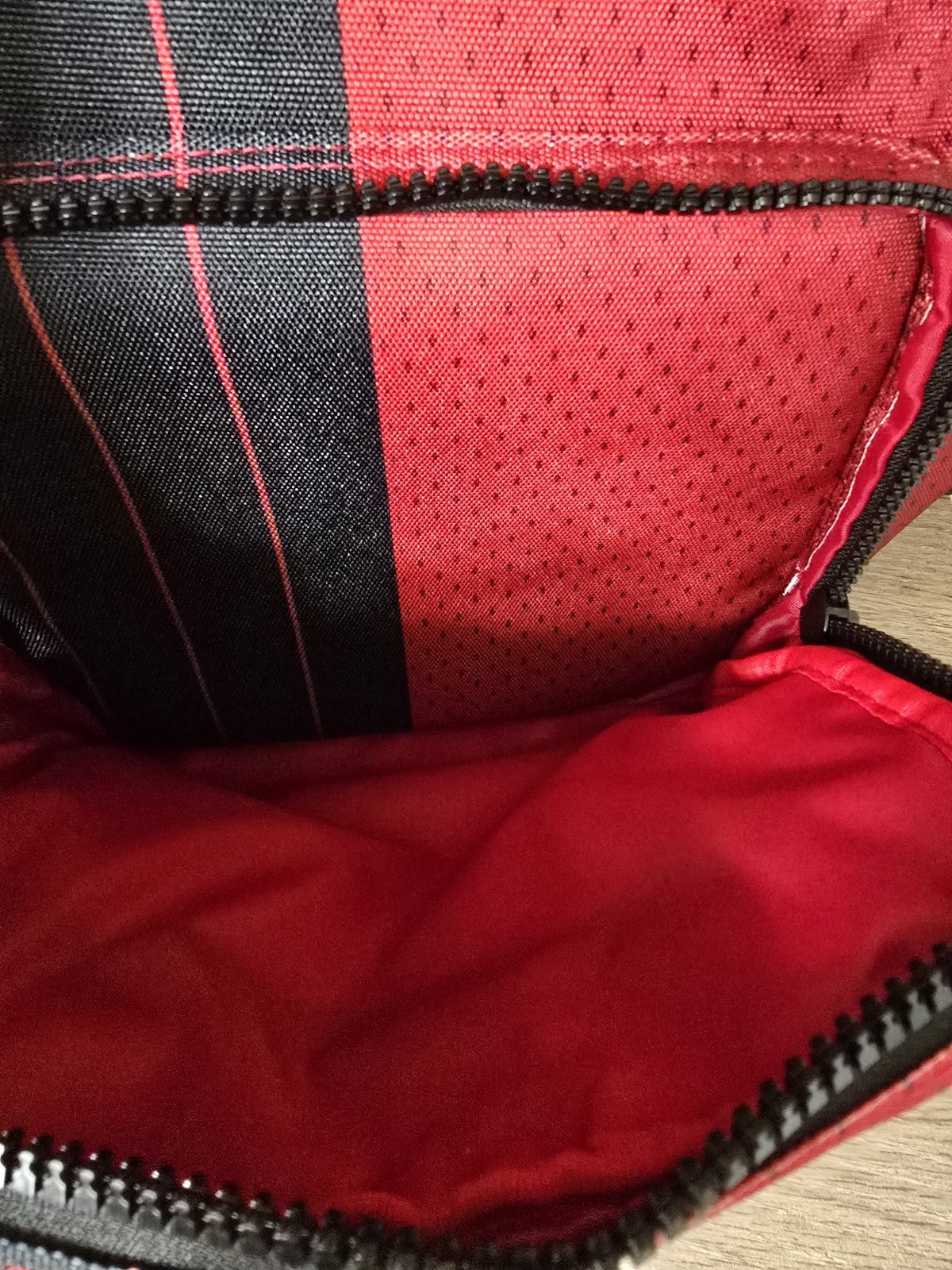 $85…Jordan Play Off Game “Bred’ size M Back Pack/Flightcore Gym Sack Lot