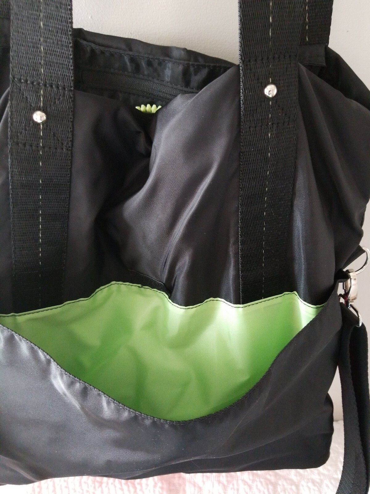 Rare Earth by Stone Mountain Nylon Neon Tote Yoga Gym Bag NWOT $100.00 retail