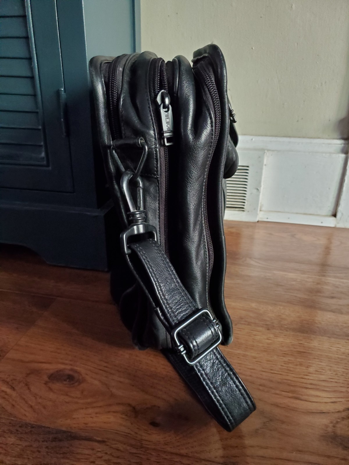 Tumi Alpha Expandable Large Briefcase Laptop Bag Napa Leather Black 904D3