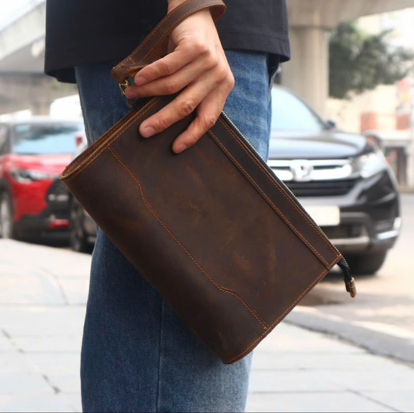 Genuine leather clutch with zipper and card slots