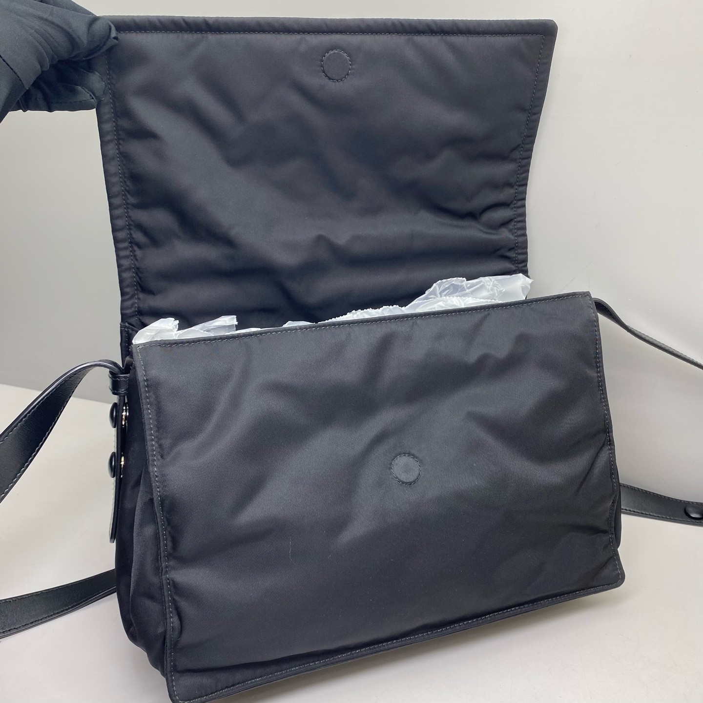 Prada Pre-Owned Cini Nylon Crossbody Messenger Bag Black 30X20X13cm