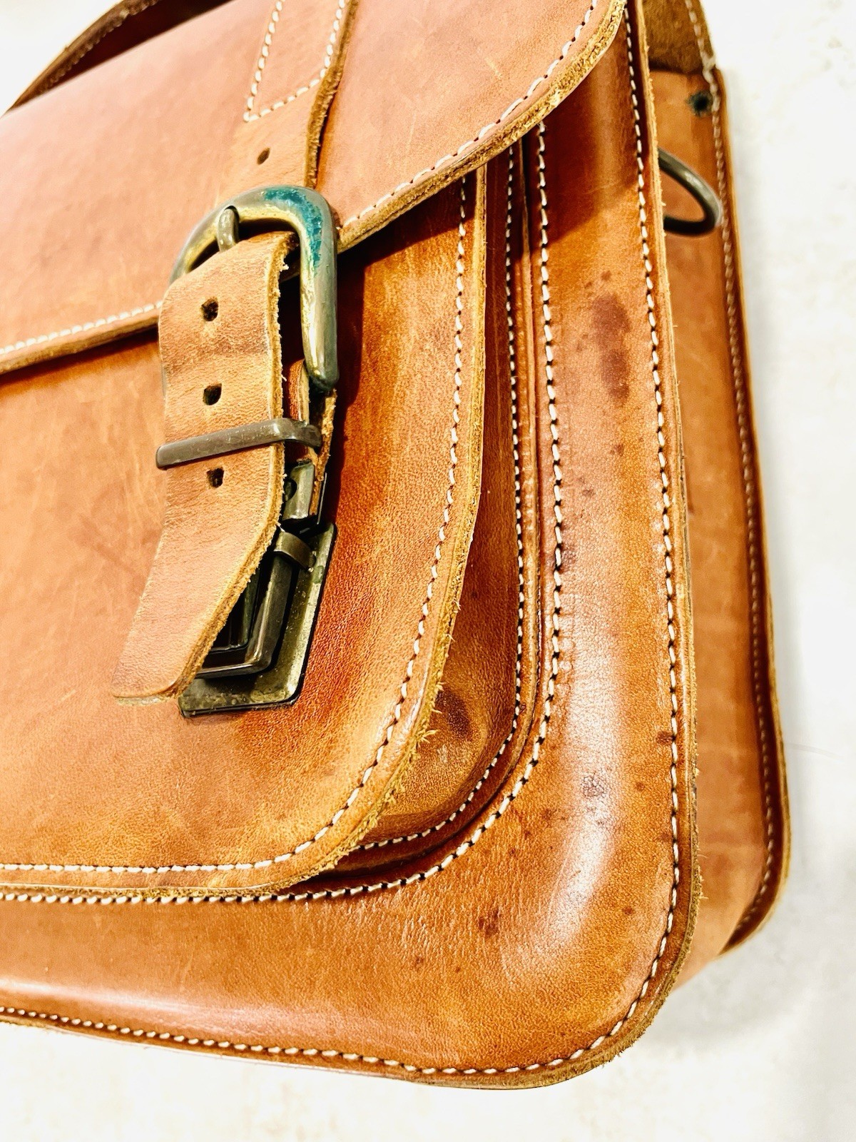 VTG Cognac Leather Briefcase/Laptop Bag w/5 Pockets By Naturally Yours-Greece