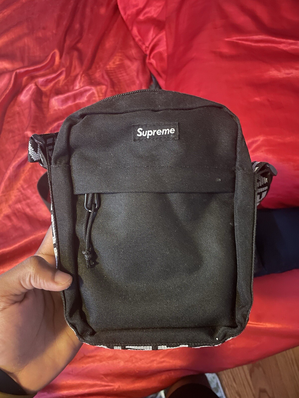 Supreme SS18 Shoulder Bag – Black