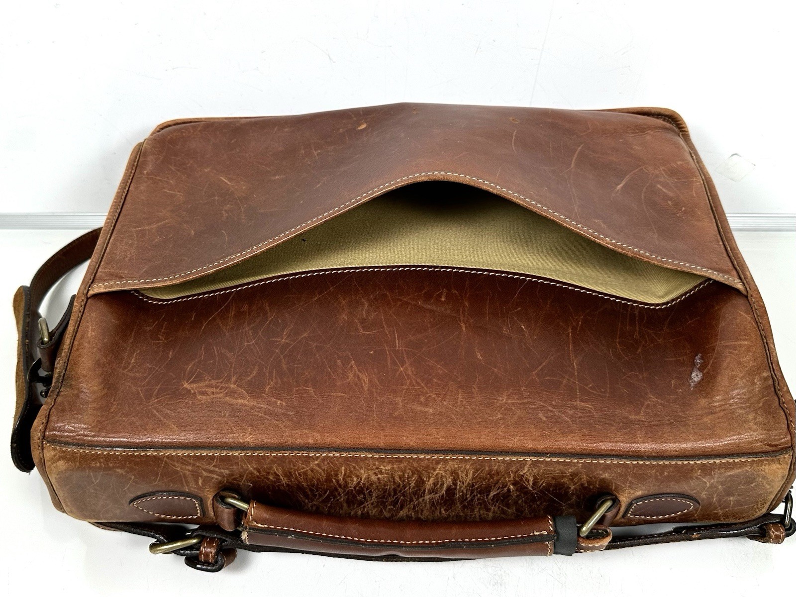 Vintage Tusting Leather Messenger Briefcase Bag Made In England Caramel VGC