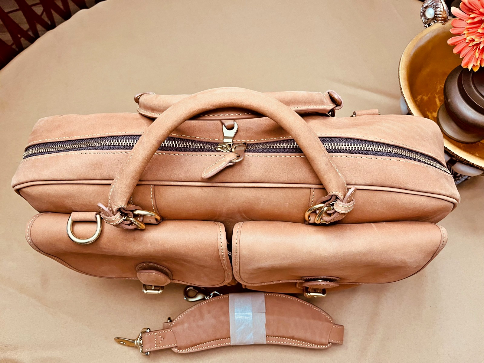 MULHOLLAND Rustic Tan Heavy Saddle Leather Briefcase / Messenger Bag – USA