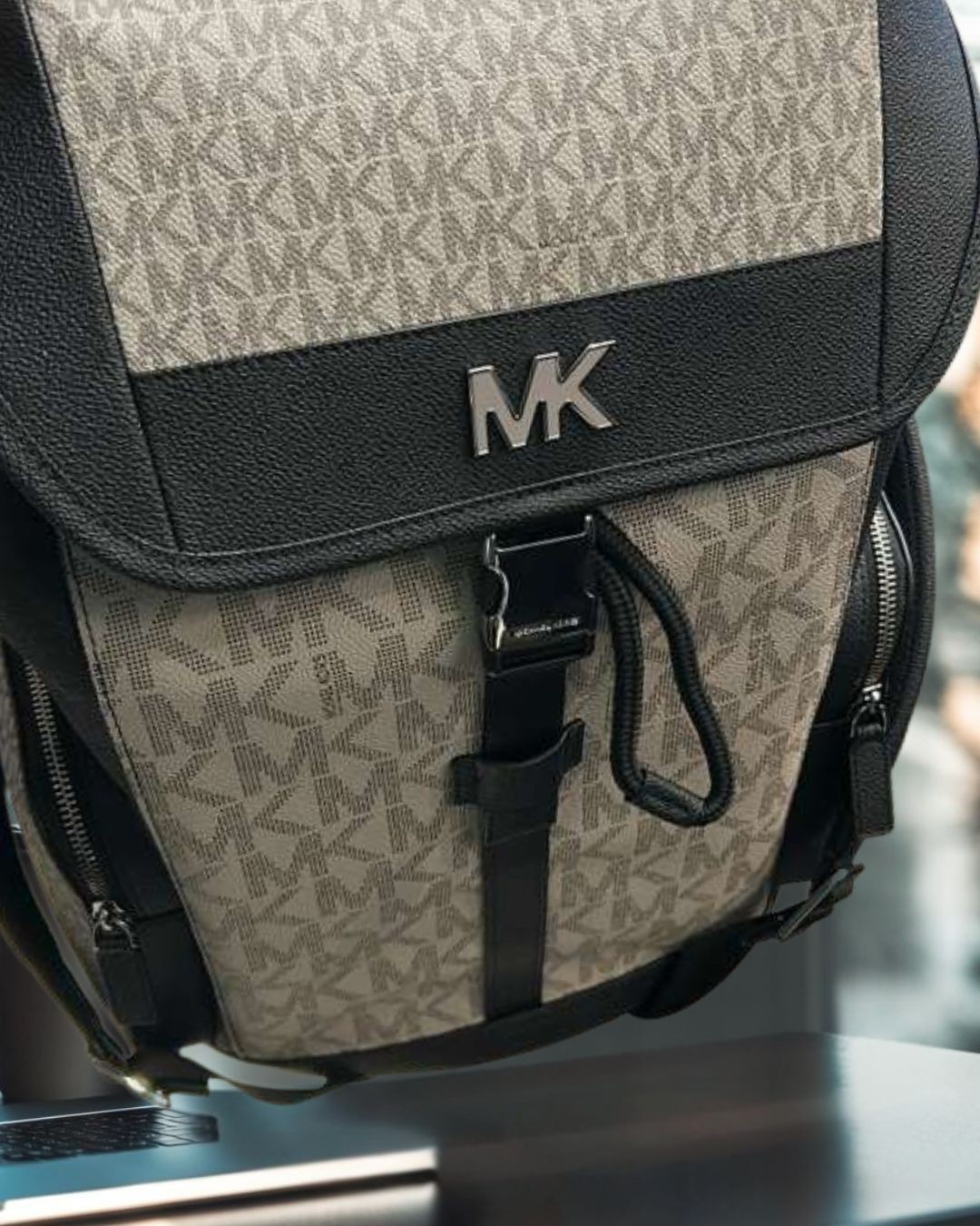 Michael Kors Cooper Men Medium Signature Logo Travel City Backpack Black Multi