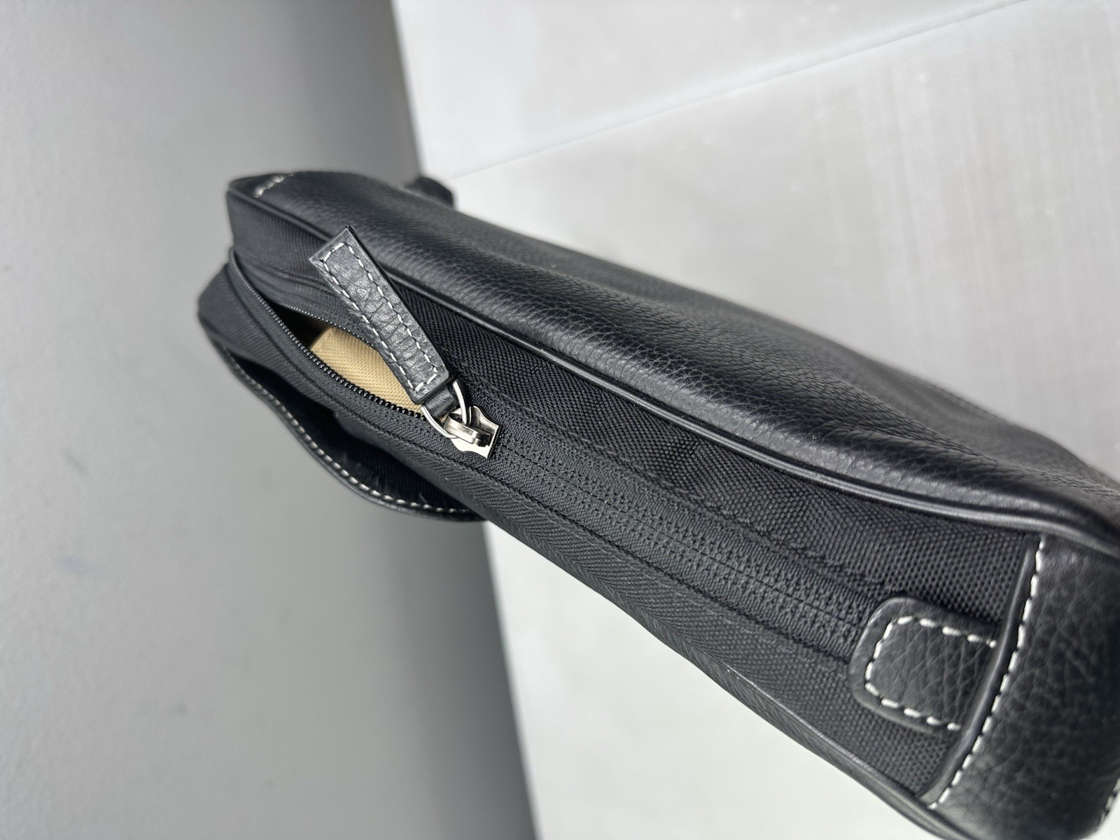 Boconi Black Tumbled Leather Briefcase Attaché Case Gray Hardware *No Strap*