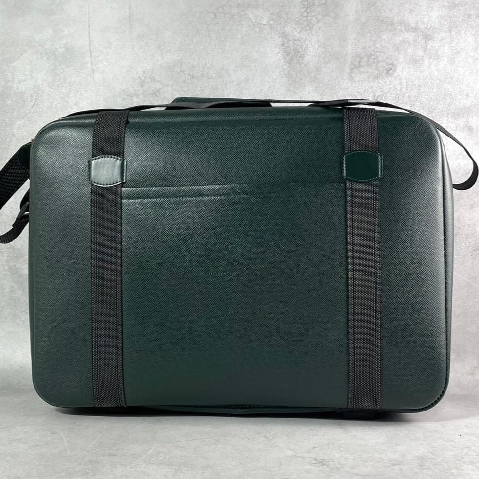 Louis Vuitton Taiga Satellite 53 2Way Boston Bag Dark Green Leather Excellent