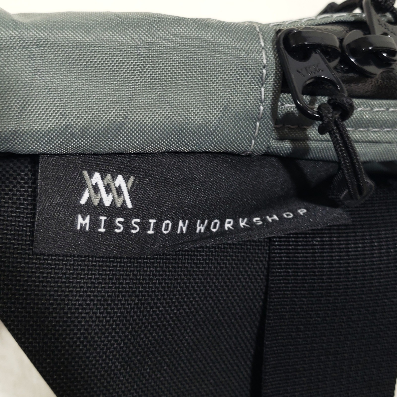 Mission Workshop Notch Tech Pouch Gray Modular Sling Pack Arkiv Compatible