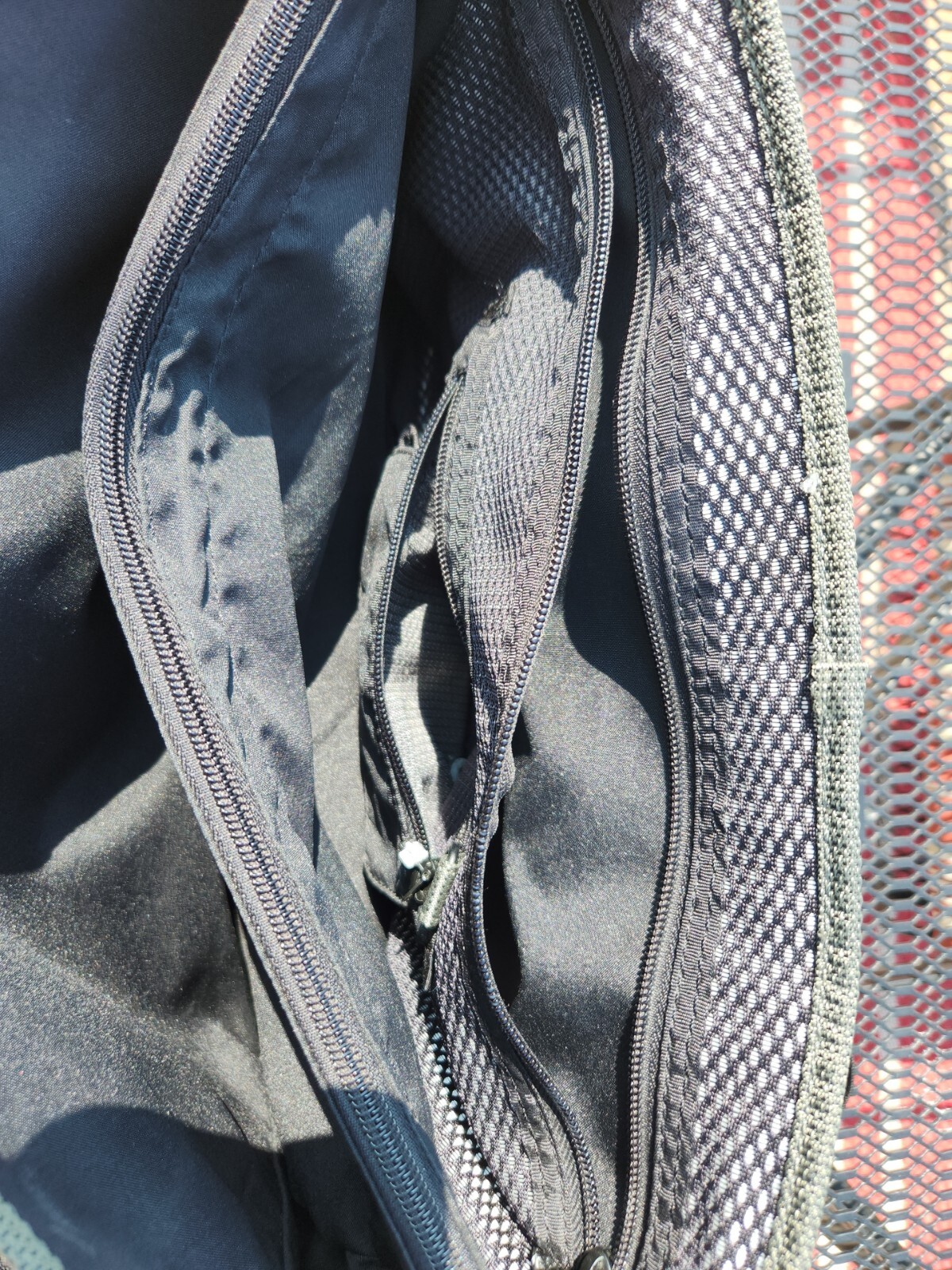 Tumi T2 Gray Ballistic Nylon Expandable Messenger Computer Briefcase $225 MSRP!