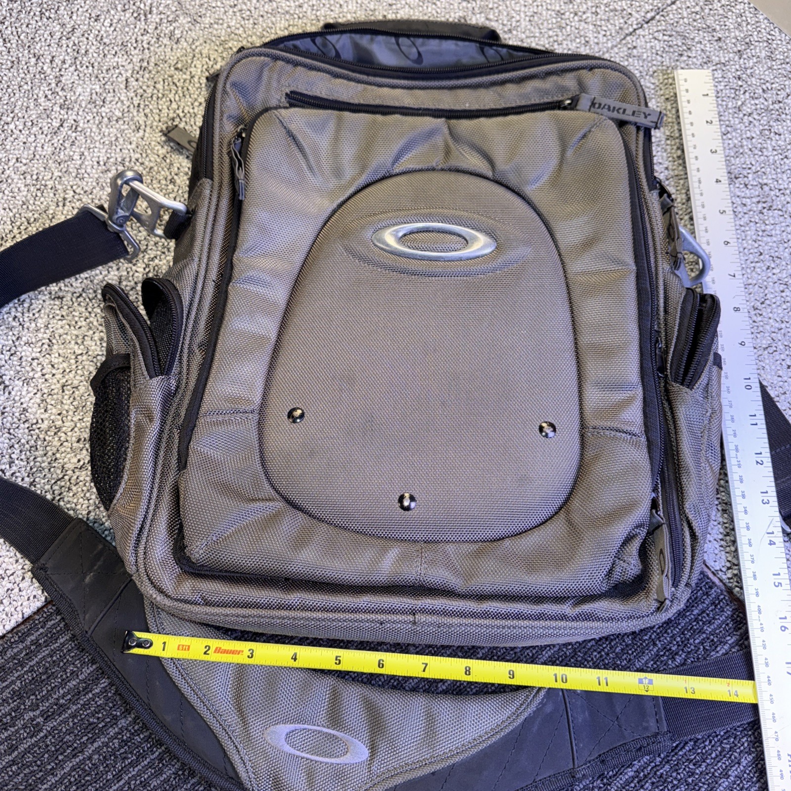 Oakley Men’s Ballistic Nylon Tactical Field Gear Vertical Laptop Messenger Bag