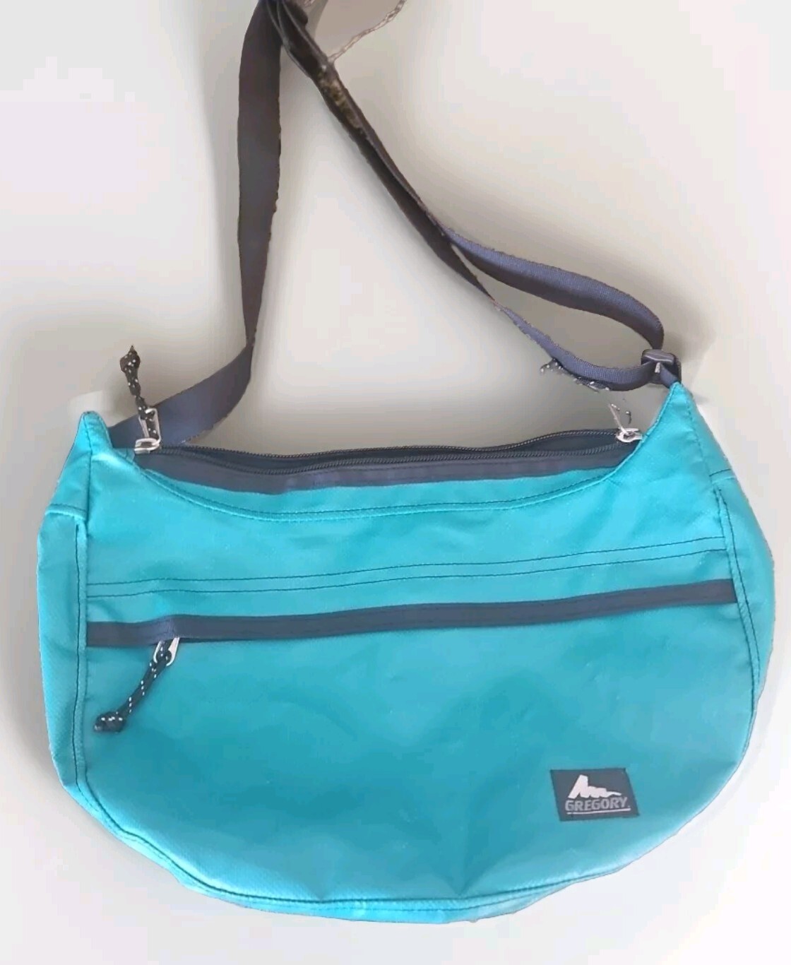 VTG Gregory Satchel Bag Crossbody Green Water Resistant Adjustable Strap READ