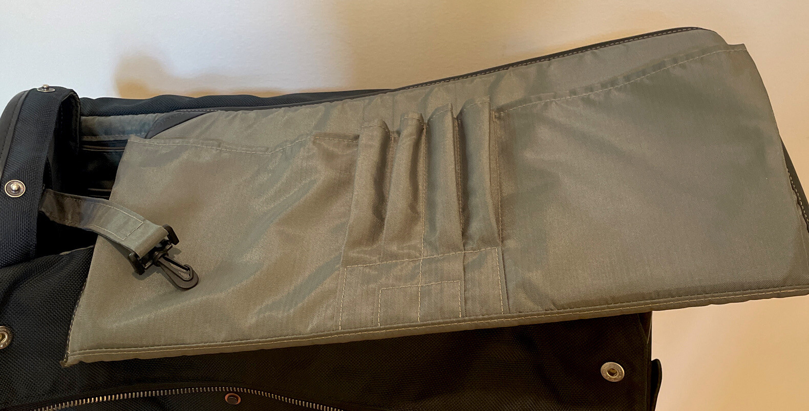 Glaser Design Deal Bag- Medium