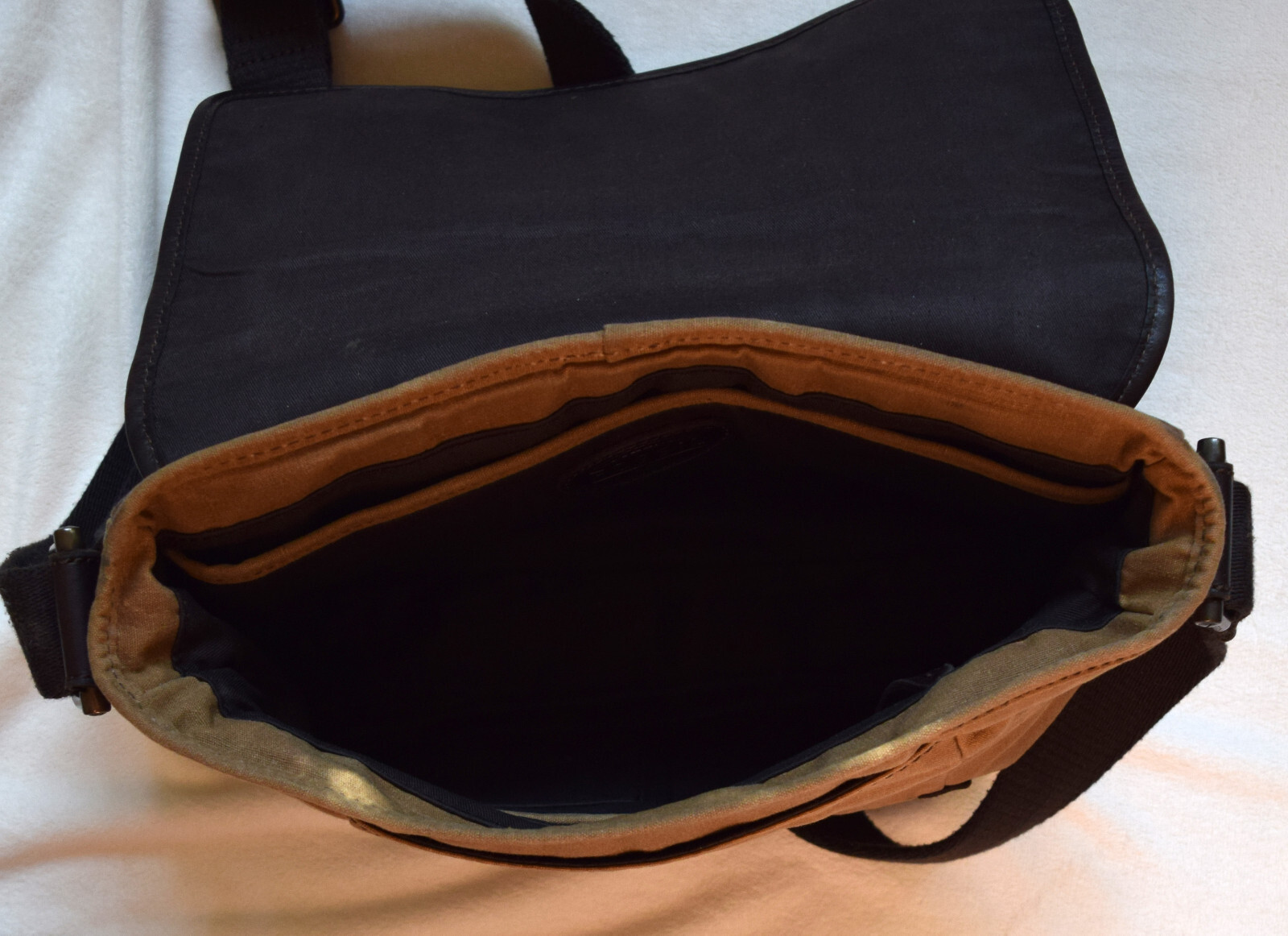 FOSSIL Canvas Messenger Laptop Leather Trim Crossbody Shoulder Bag 12″x9″x2″