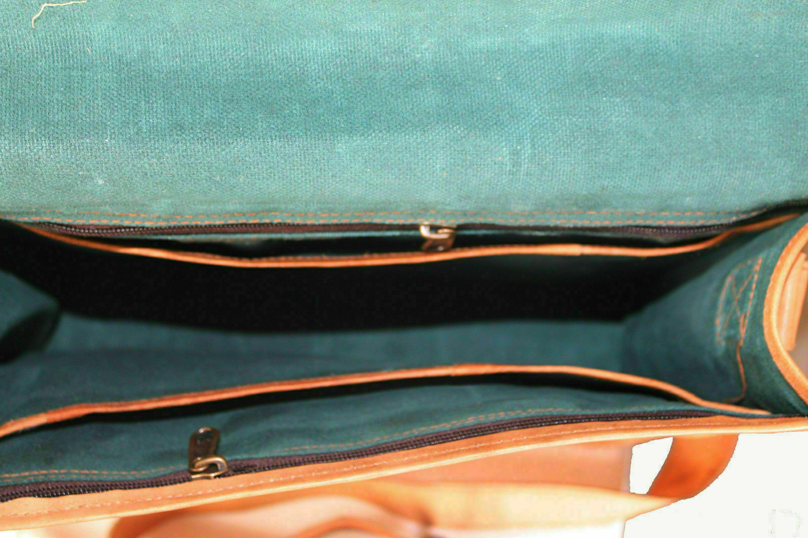 Women’s Full Waxed Leather Vertical Briefcase Laptop Shoulder Messenger Girl Bag
