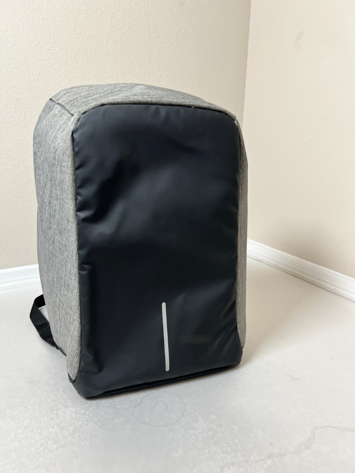 Anti-Theft Backpack Secure Travel Carry On Laptop Bag USB Port