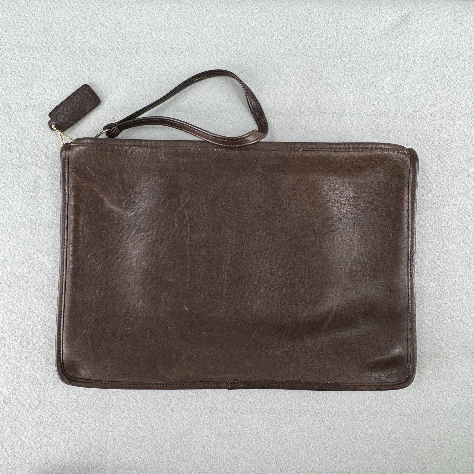 Vintage Coach Portfolio 13×9 Brown Leather Zip Wristlet Clutch New York USA 70s