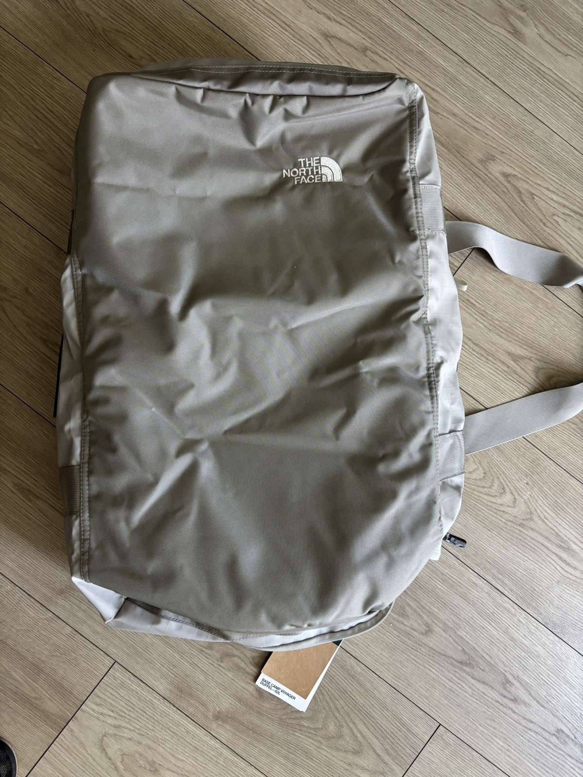 The North Face Base Camp Voyager Duffel Bag 62L Soapstone/Stone