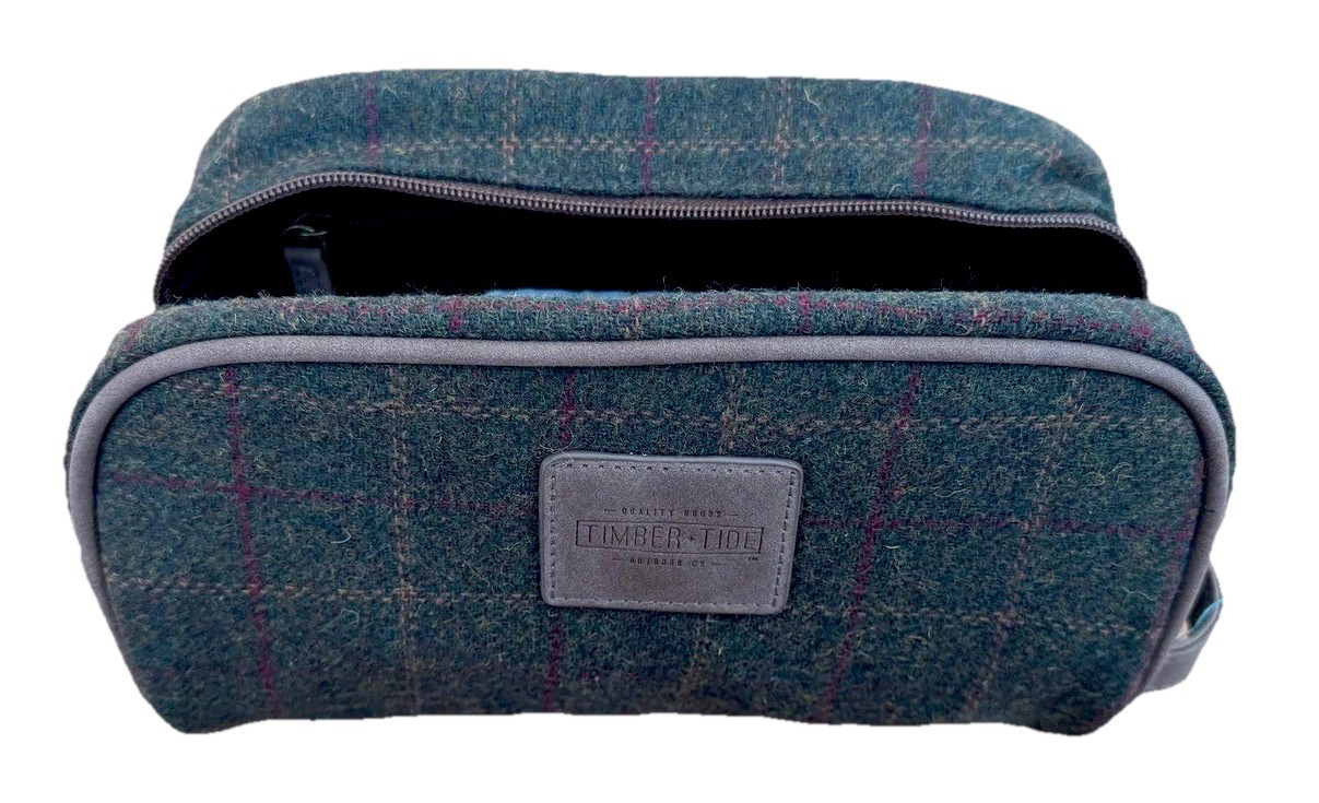 Timber and Tide Green Plaid Wool Dopp Kit Toiletry Bag Travel Shaving Case