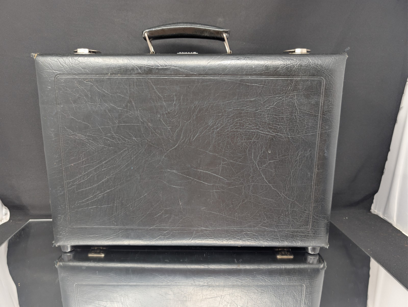 GROOVY! 17″ Stebco 1970s Black BRIEFCASE Document Bag TUFIDE Leatherette VINTAGE