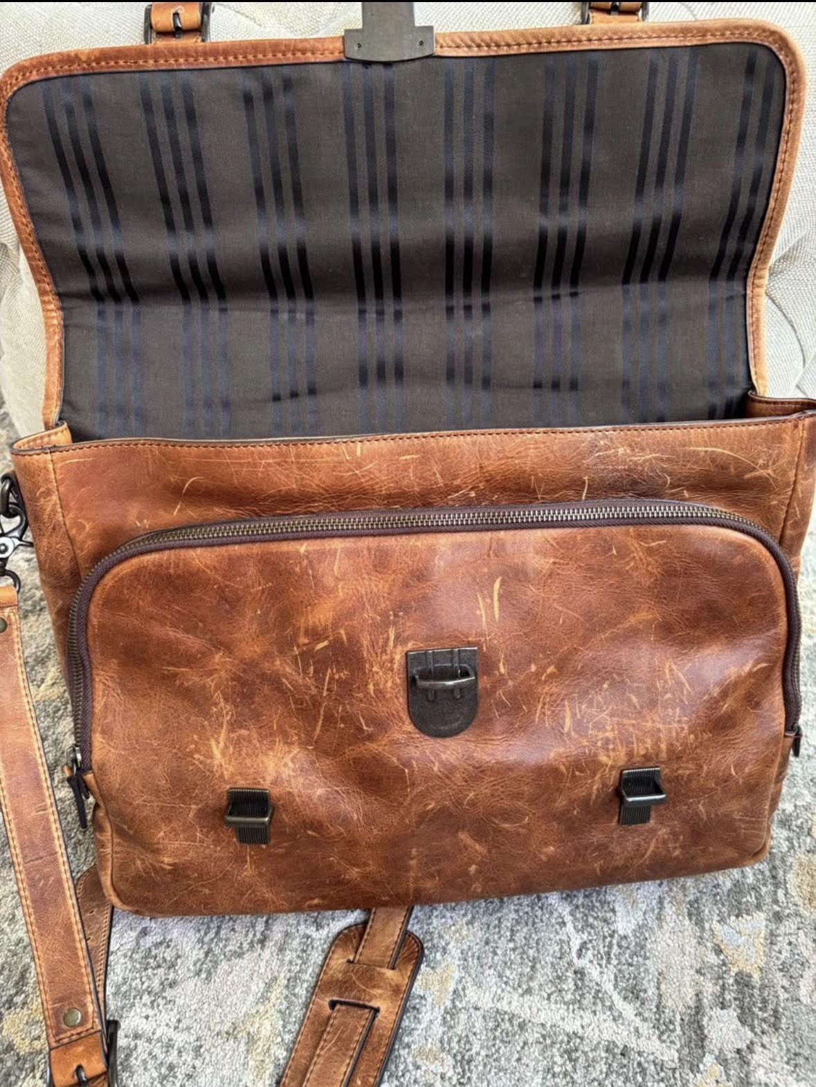 FRYE Logan Buckle Briefcase Messenger Bag-NWT MSRP $528