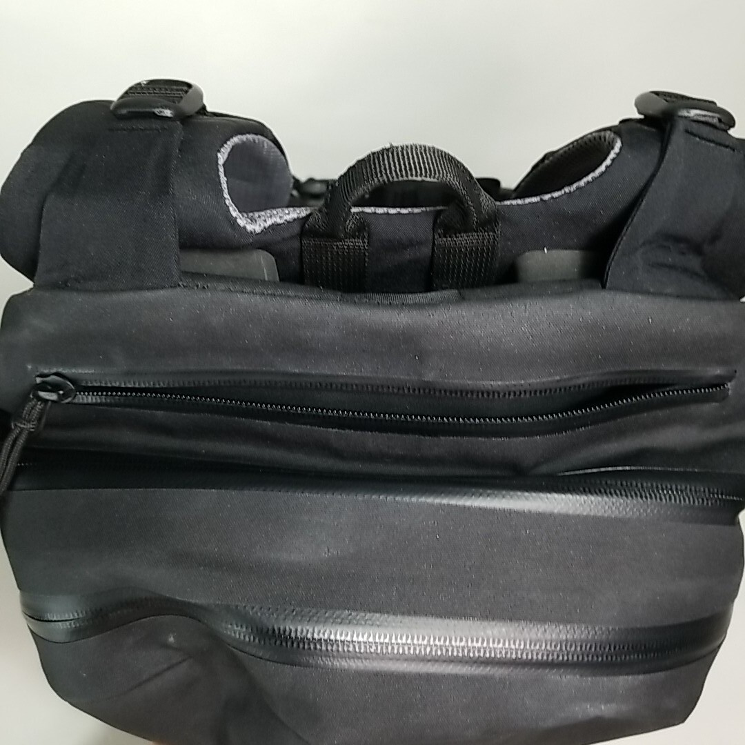 Hydro Flask Journey 20L Hydration Backpack S/M Black No Bladder Included
