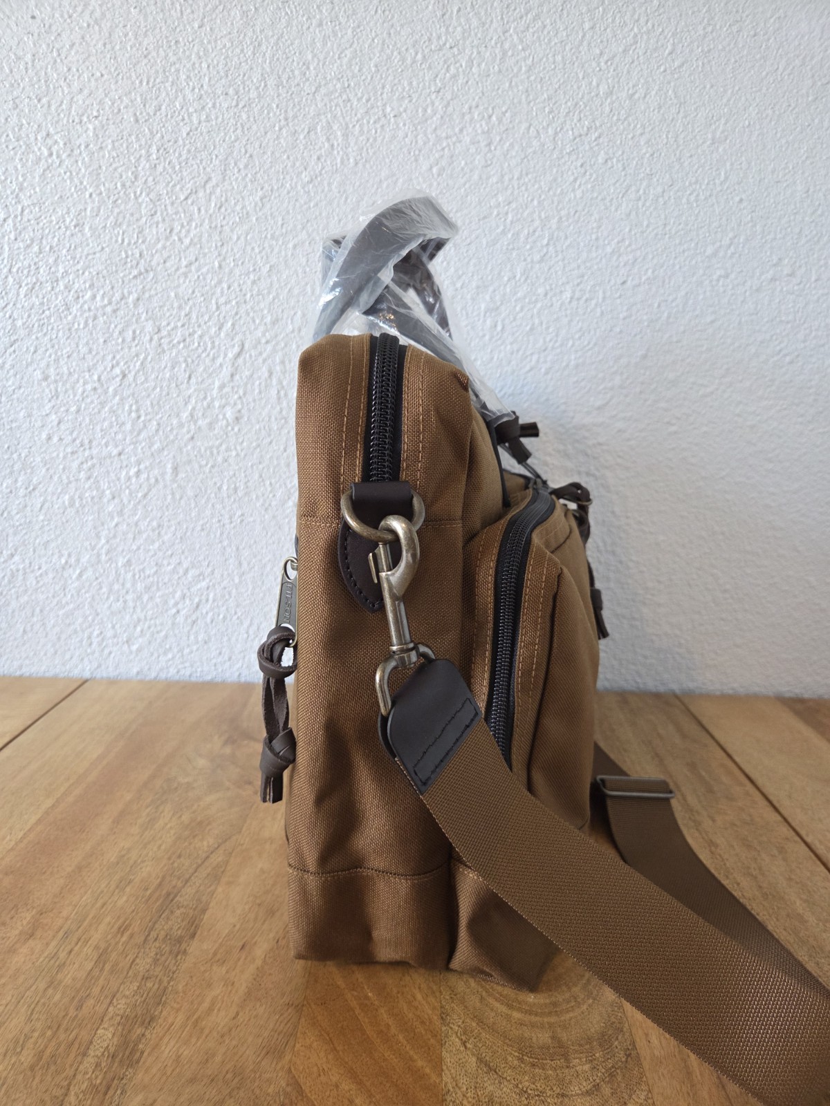 Filson Dryden Briefcase | NWT | Whiskey | MSRP $199