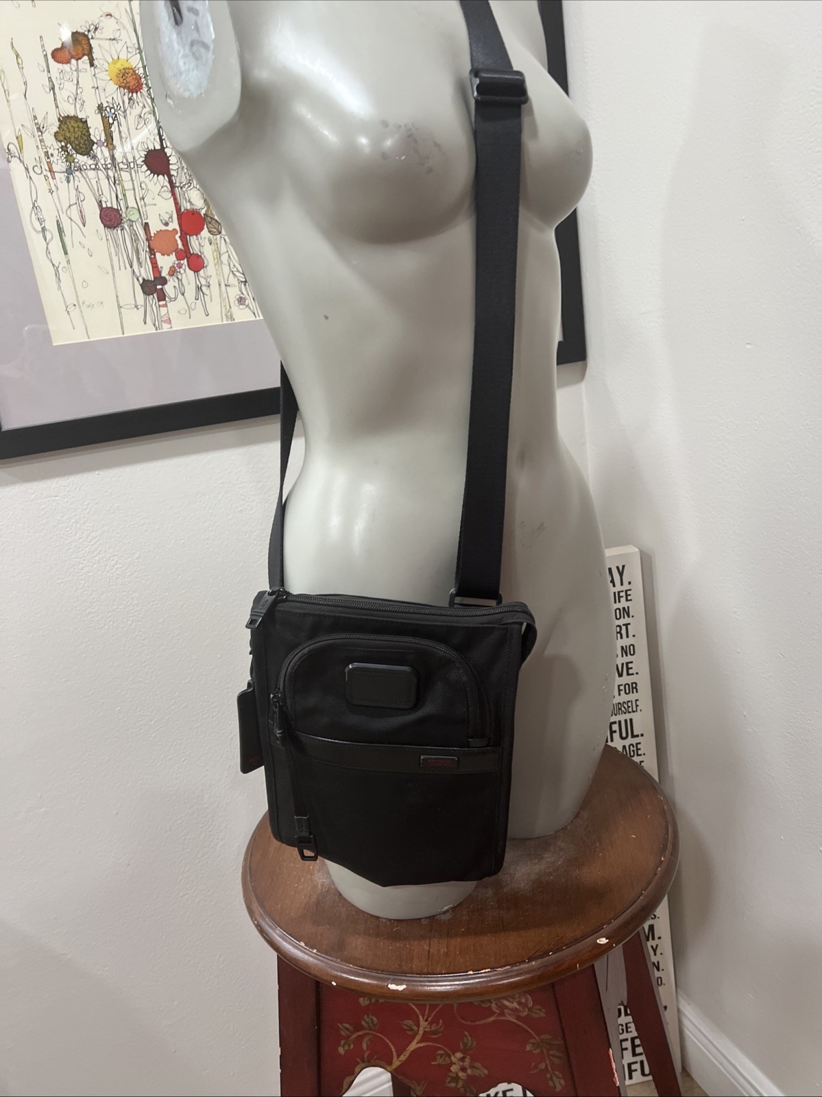 TUMI Alpha 3 Small Pocket Crossbody Bag Black Ballistic Nylon. Unisex. #22110D2