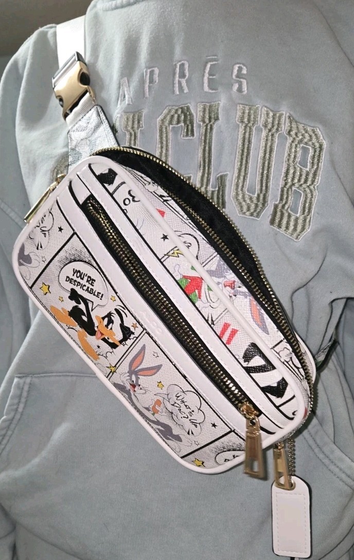 Looney Tunes Aldo LTD Bugs Bunny Daffy Duck Tweedy Fanny Pack Belt Bag