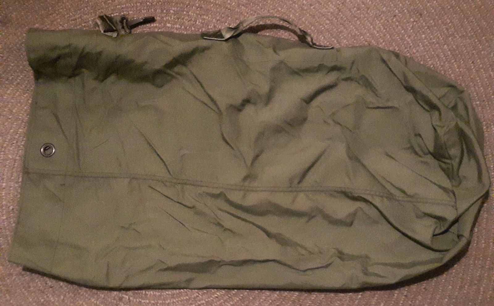 Green Canvas Duffle Bag With Backpack Straps 36″x19″ Carry Handle Pakistan 1125