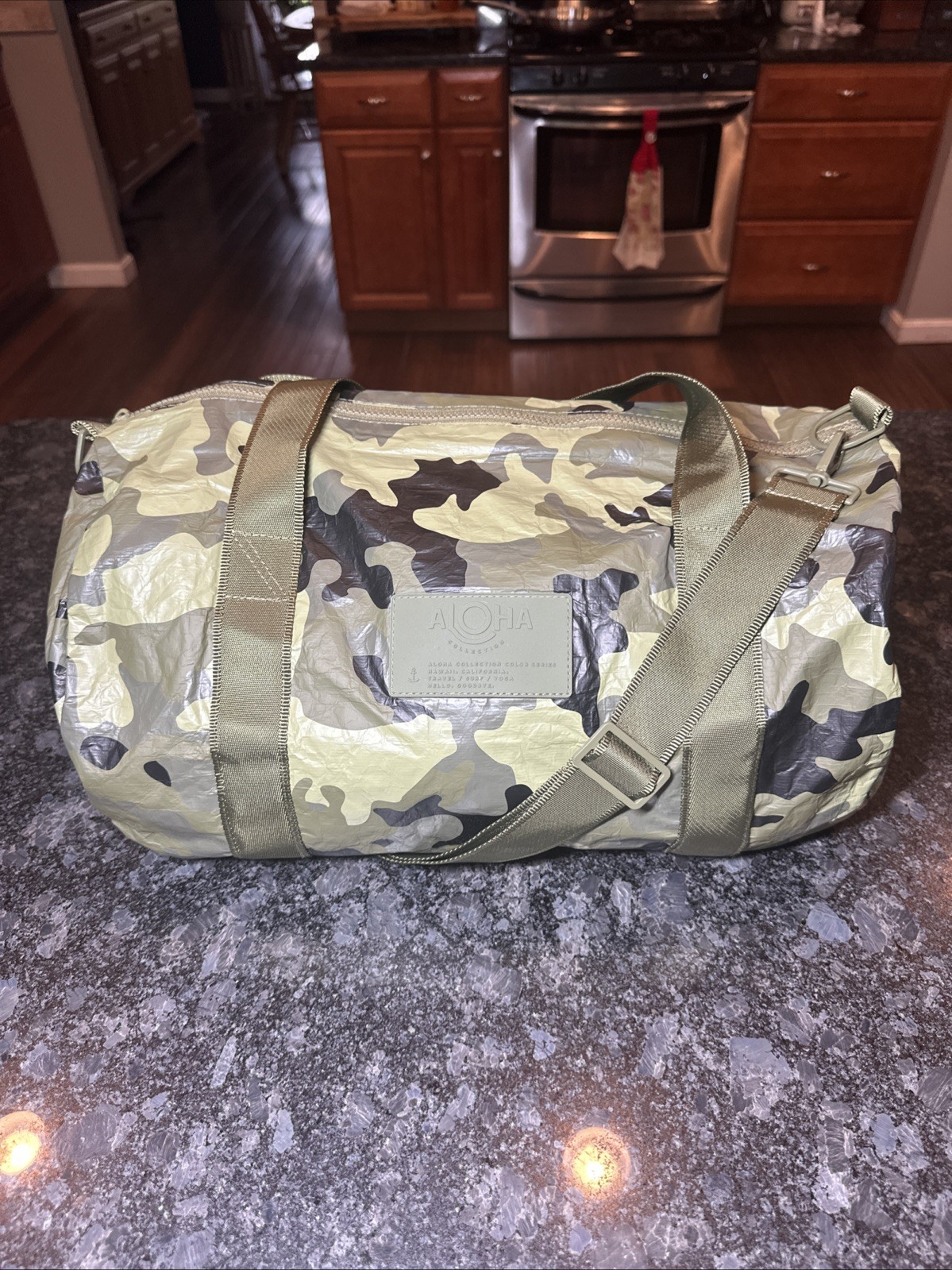 ALOHA Collection Camouflage Duffle Bag Camo Green Sporty Mini Stubby
