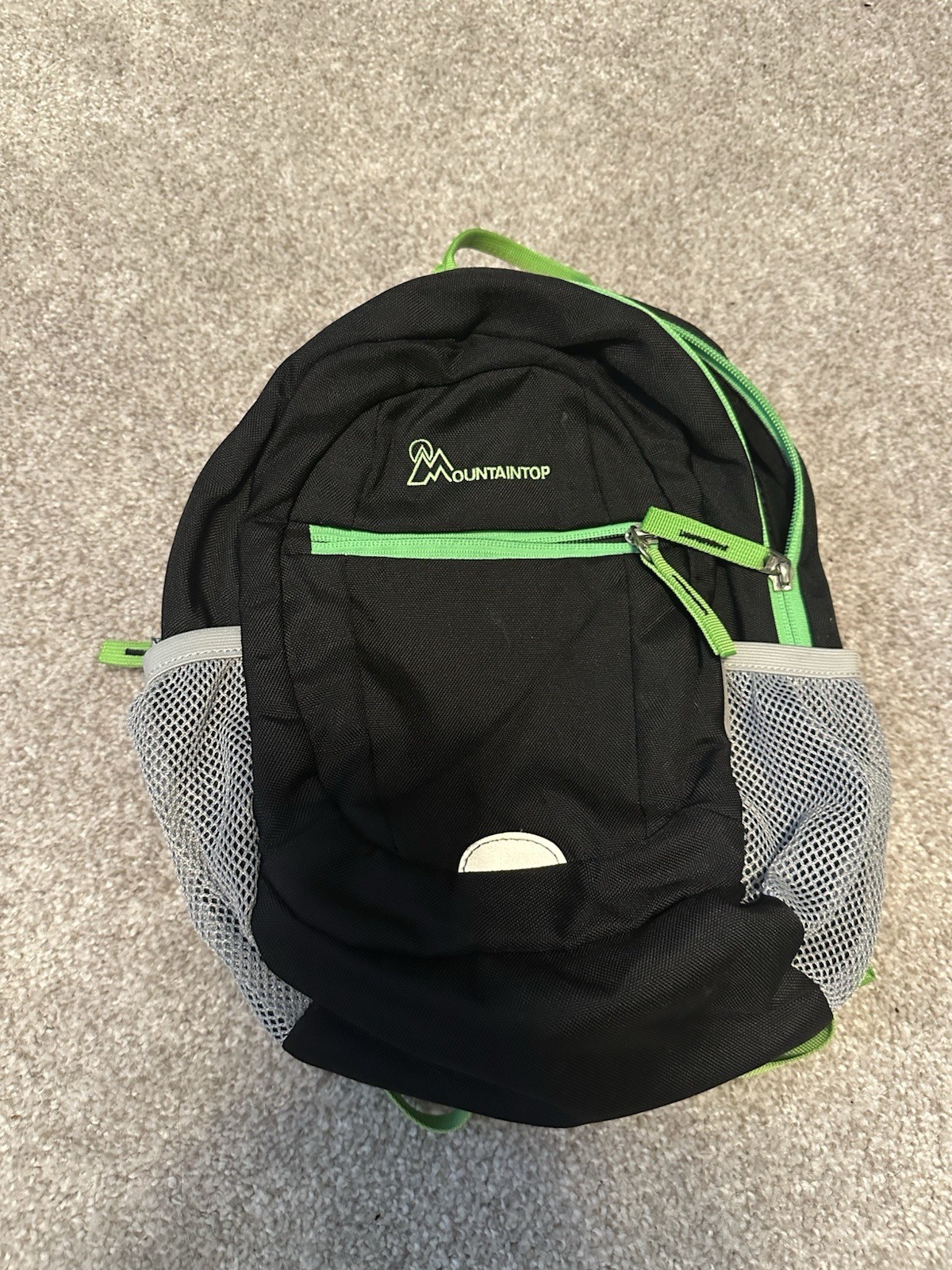 MOUNTAINTOP Outdoor Adventure Daypack Model 6031 Black ~ EXCELLENT KIDS SMALL