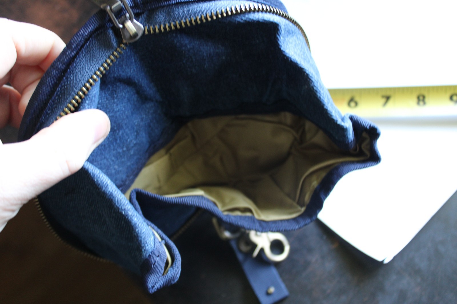Blue Small Wristlet Pouch, Zip Closure, Key Clip Keyring, Unisex Adults