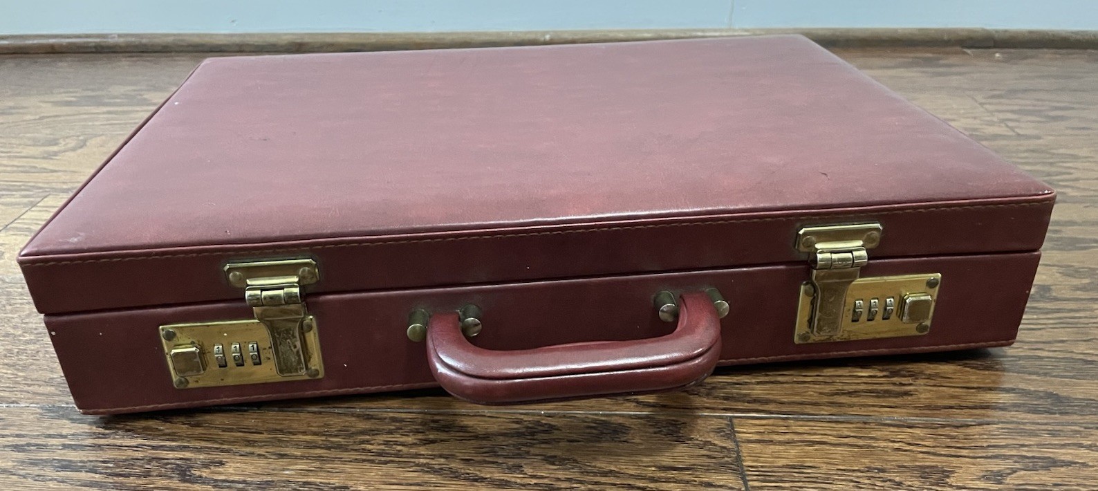 Vintage Leather Briefcase Attache Case Combo Lock Keys Maroon