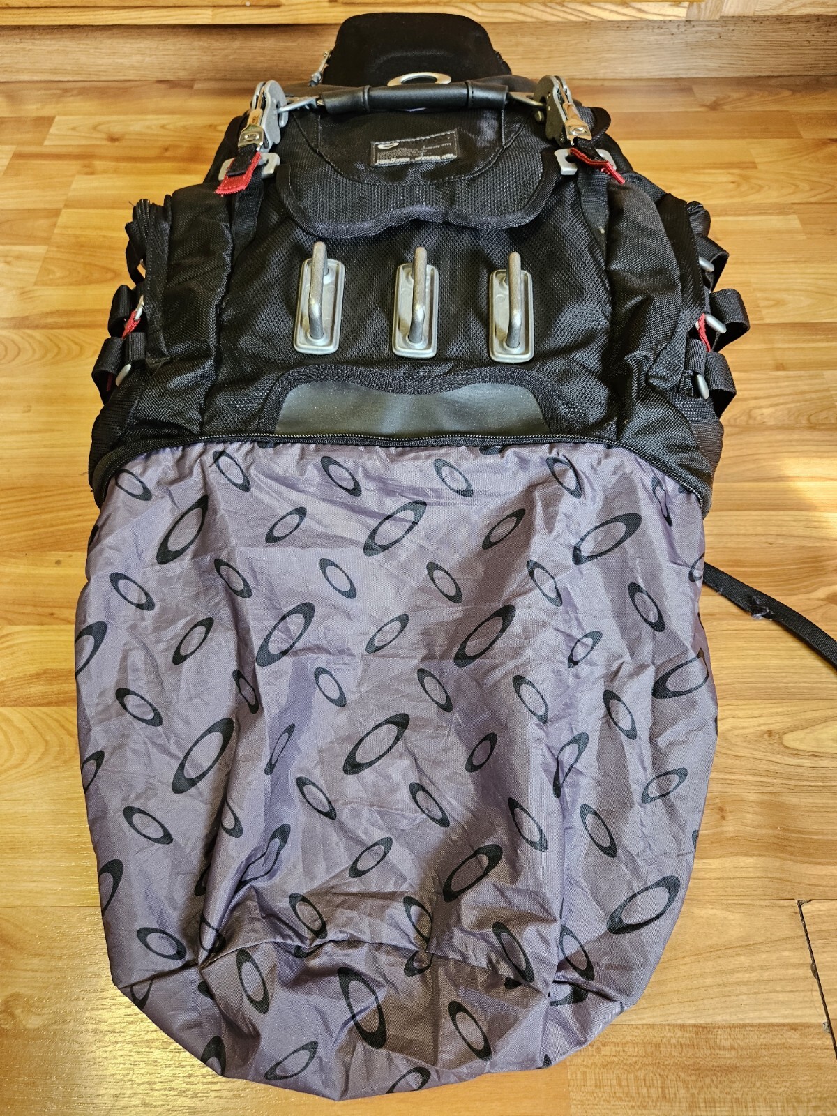 OAKLEY Kitchen Sink Backpack Stealth Black Tactical Field Gear Pack Bug Out Bag