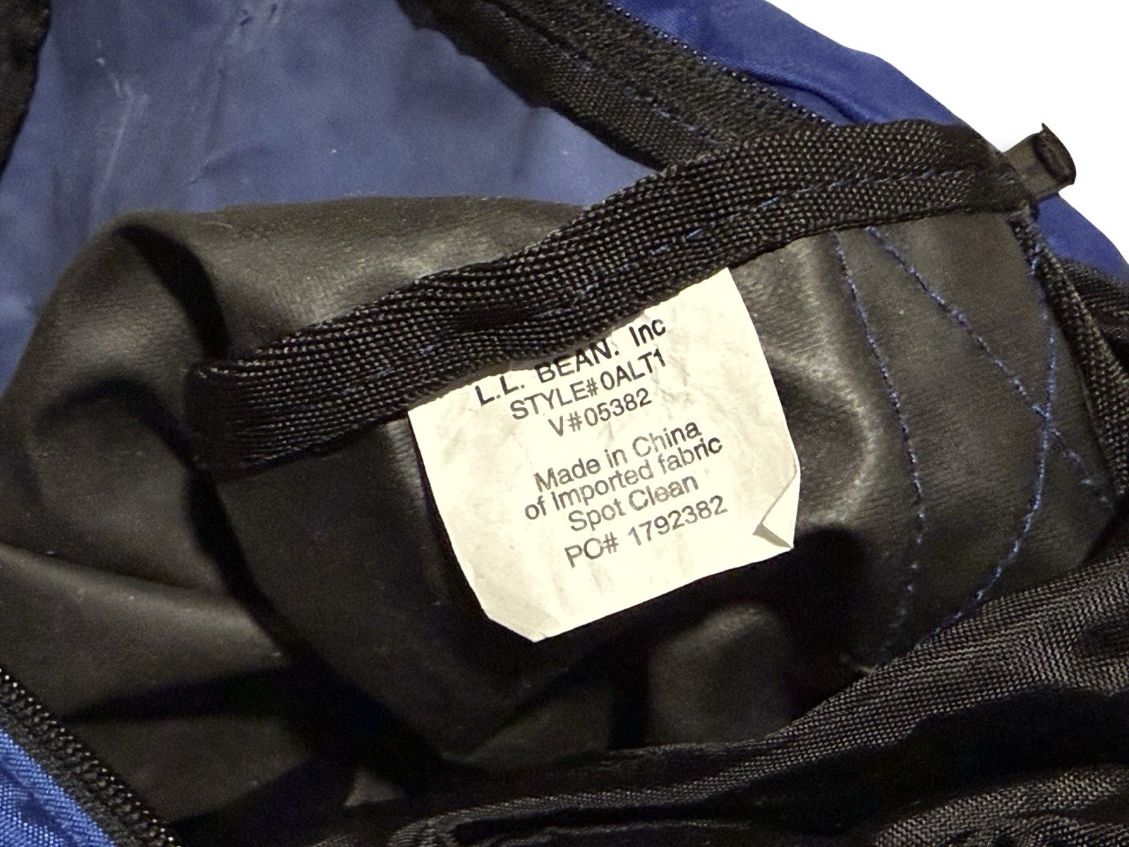 LL Bean Duffle Bag Medium Adventure Royal Blue/Black Travel Gym Nylon 05382 VTG