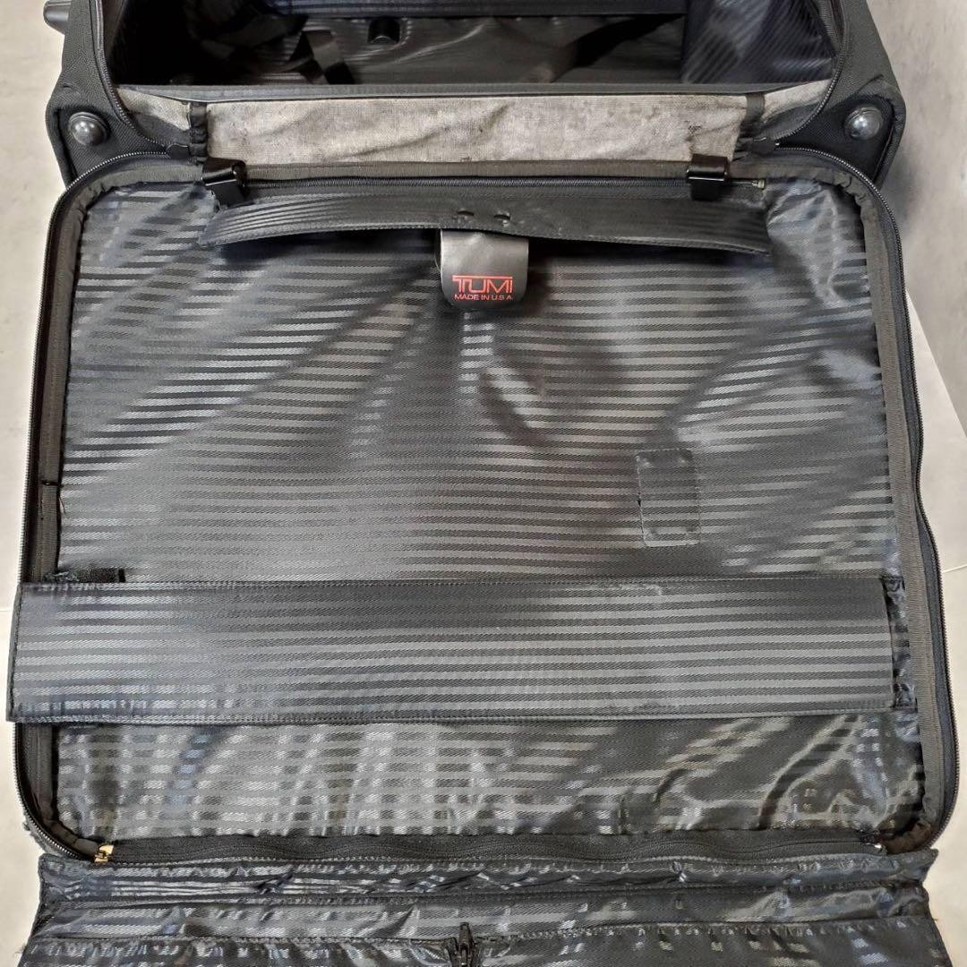 TUMI Large Carry Case Approximately 90L Large Capacity 2 Wheels Made in USA 2245