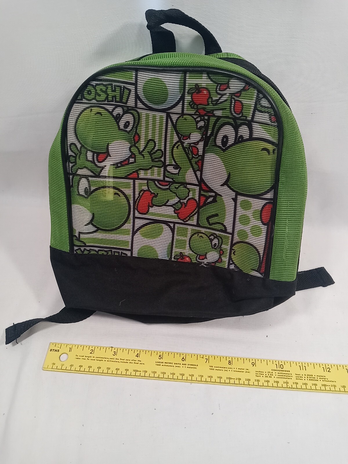 Cute! Nintendo Super Mario Brothers Yoshi 2015 Green Mesh 10” Mini Backpack