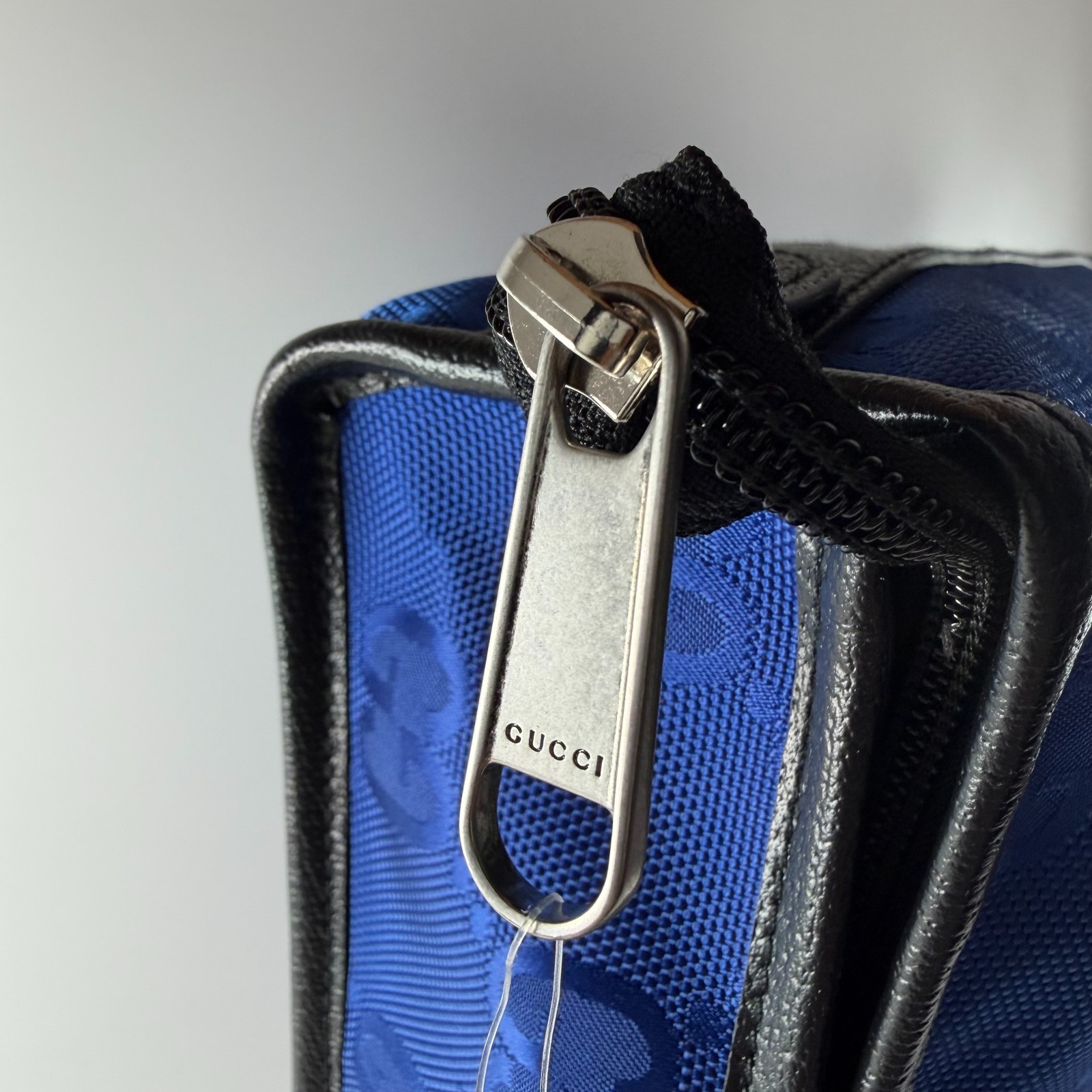 New Gucci Large Off The Grid Packing Cube 17″ x 13″ x 3″ with Dustbag