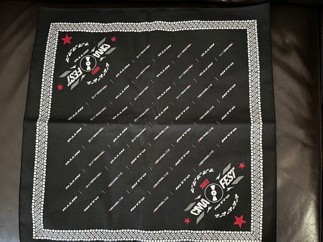 NITTO Brand Tires COUNTRY MUSIC AWARDS BANDANA 21X21 VERY KOOL Logo