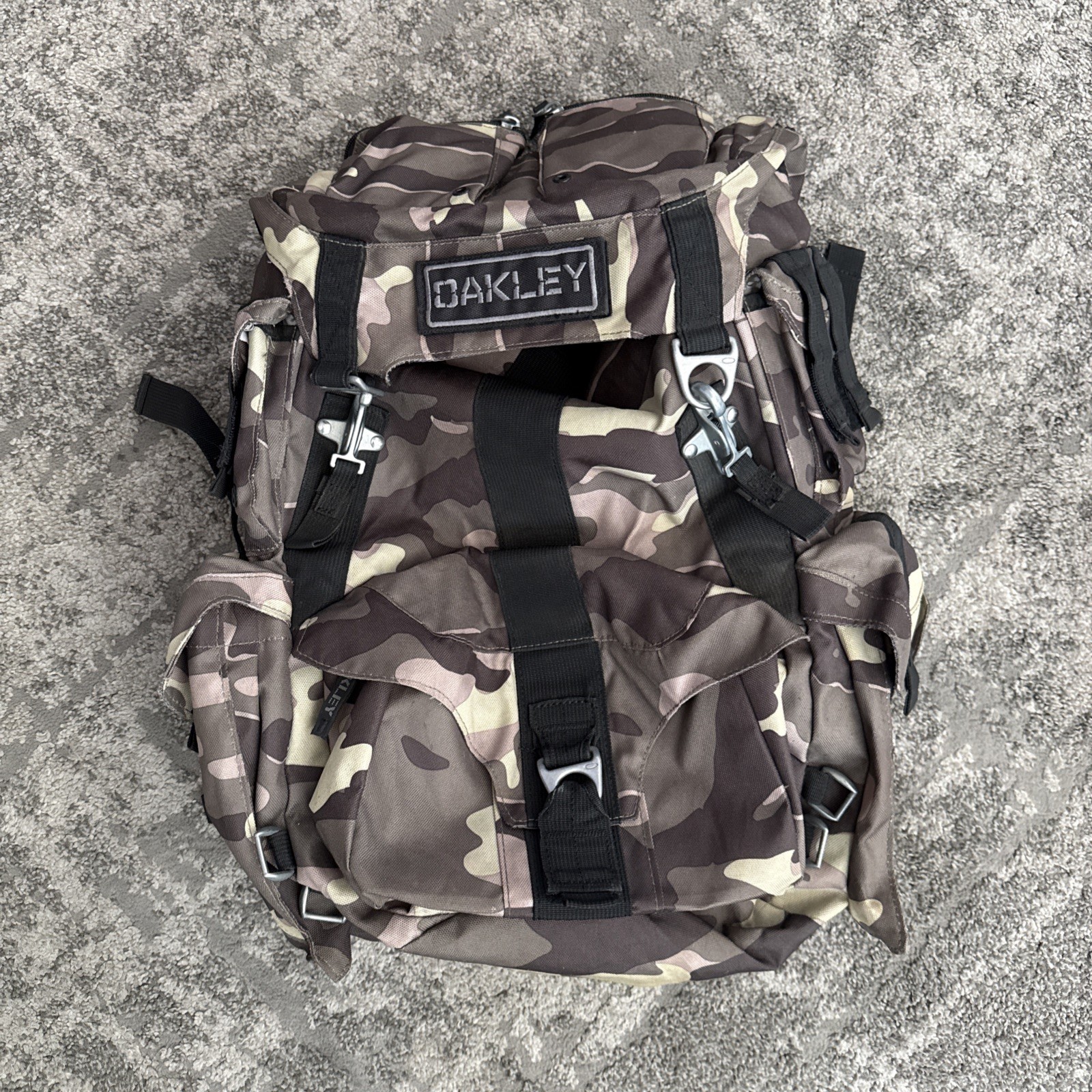 Oakley AP Mechanism Tactical Field Gear Camo 30L Backpack Hiking Pack Bag