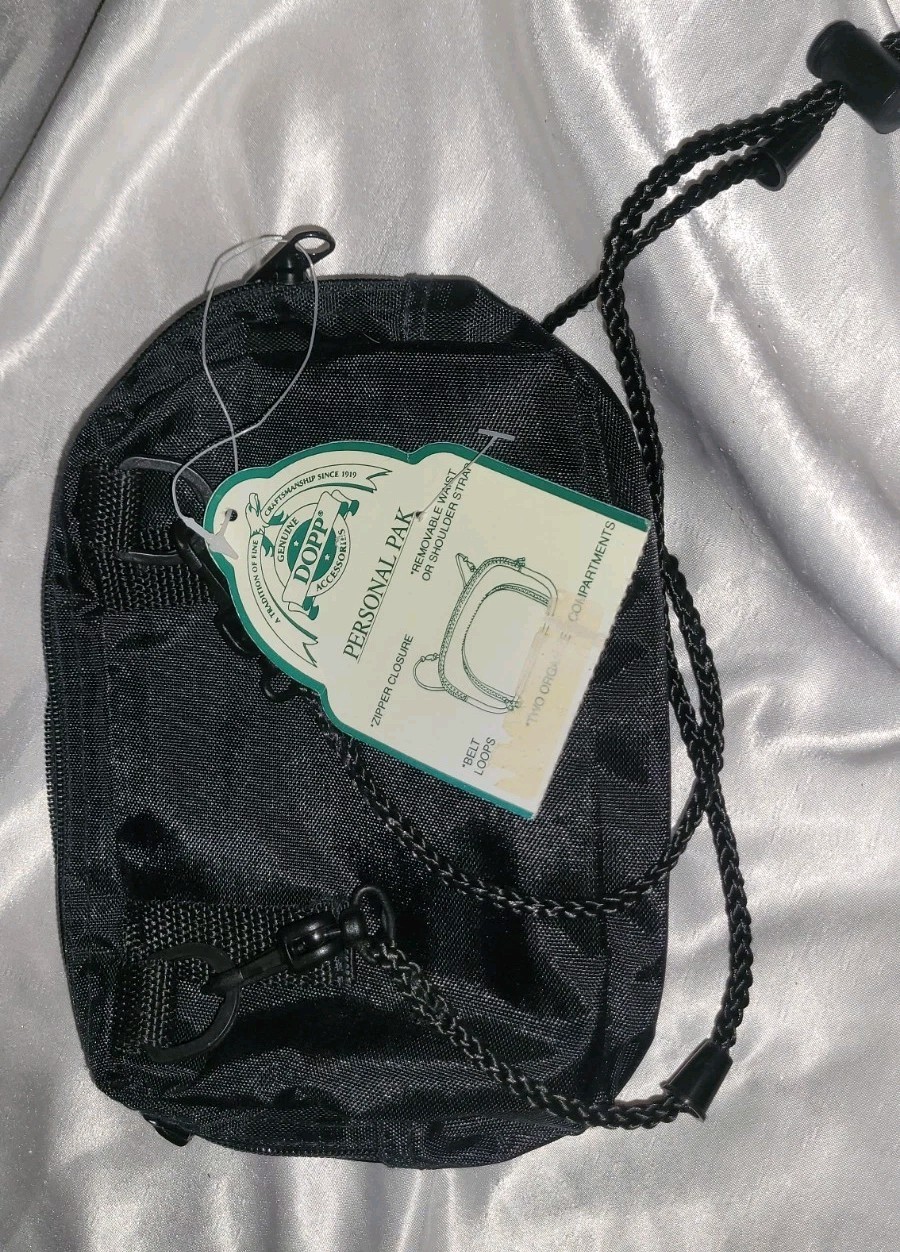 Dopp Personal Pak,NWT~Zip, 2 Compart~Belt Loops~Removable Wrist/ Shoulder Strap