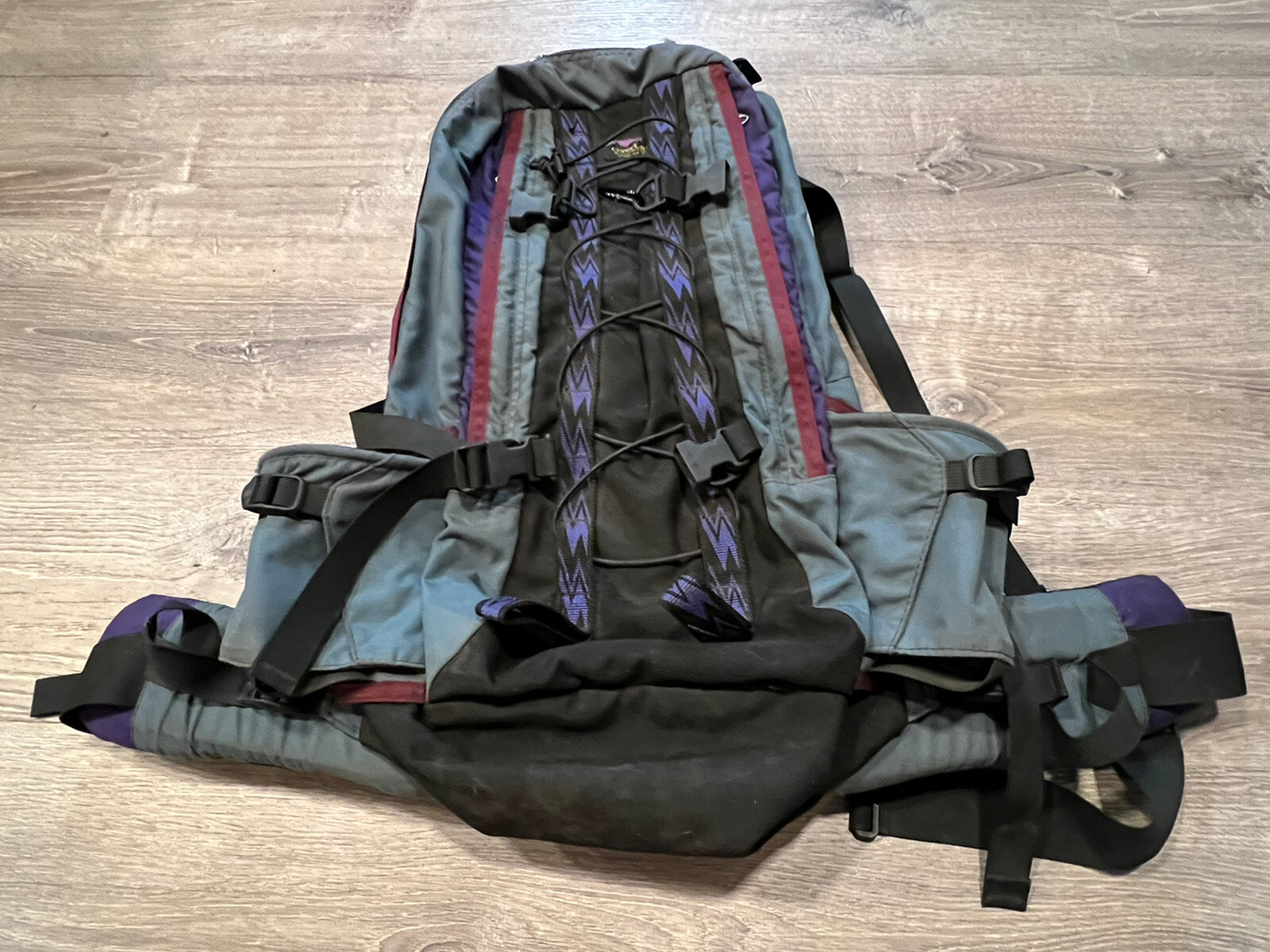 Overland Equipment Canvas Hiking Trail Outdoor Backpack Large Bag Overnight