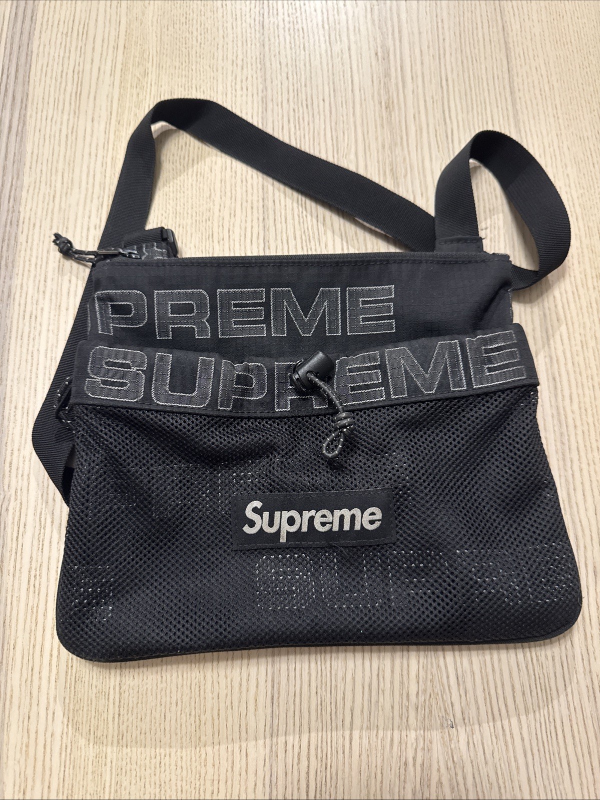 Supreme FW21 Side Bag Black Crossbody Shoulder Messenger Bag Techwear Used