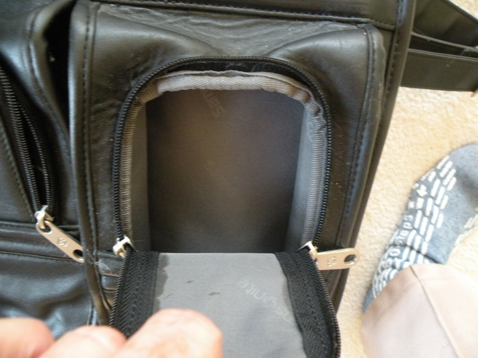 SAMSONITE GENUINE LEATHER PORTFOLIO BLACK BUSINESS CASE Model #923315 HERITAGE