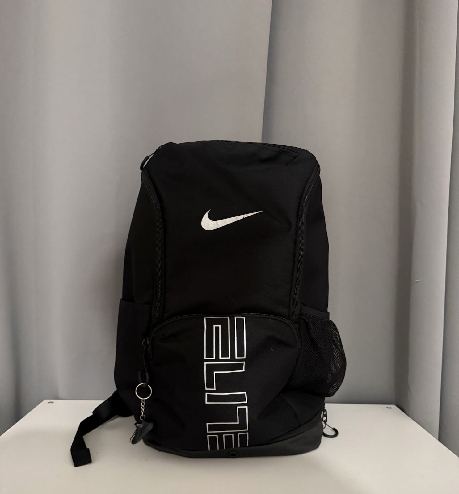 Nike Varsity Elite Backpack 32L Black Grey Navy Air Cushion Basketball HM9965