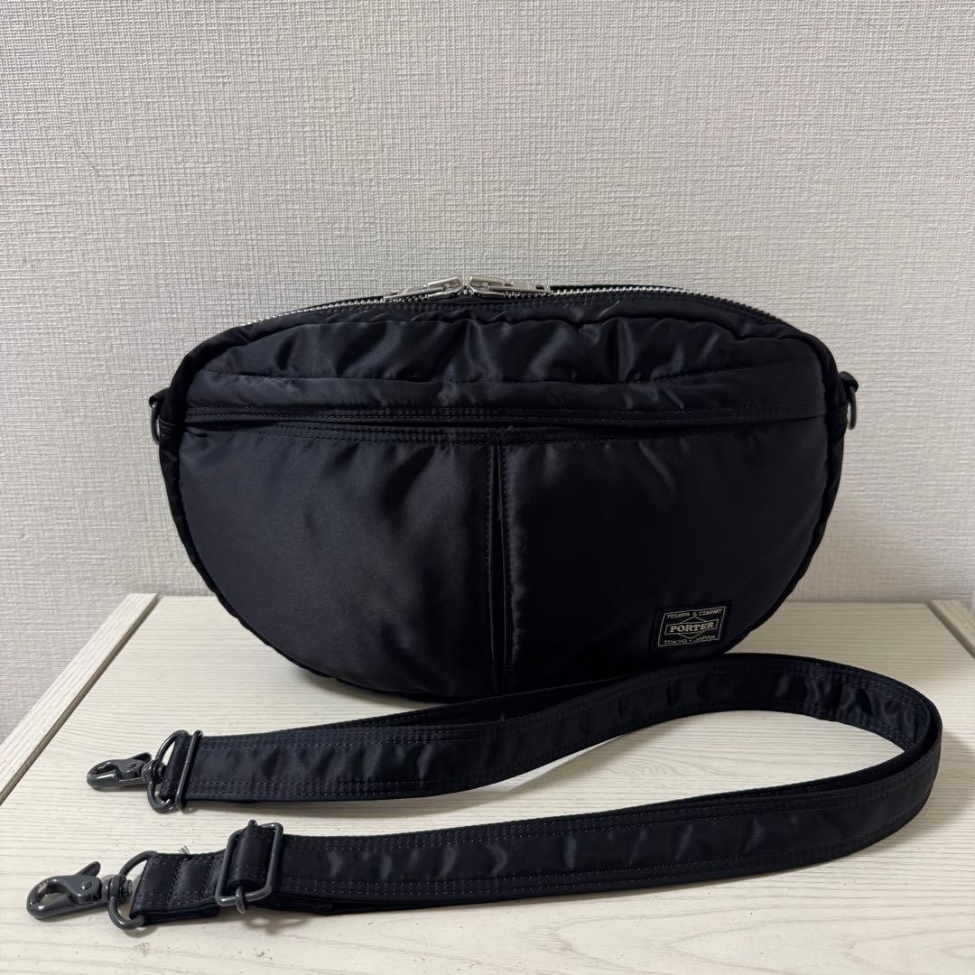 Authentic Yoshida Kaban PORTER TANKER Shoulder Bag Black 9.4in Near Mint