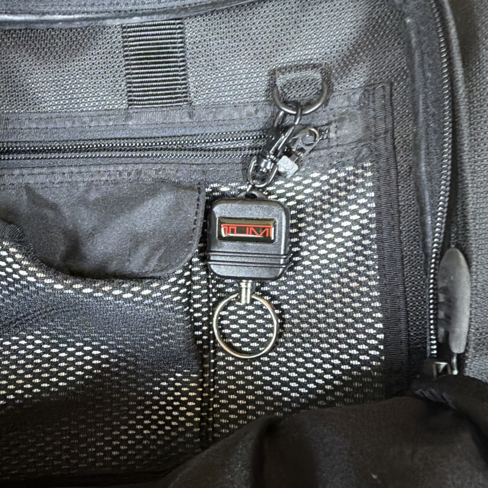 TUMI Expandable 3-in-1 Travel Bag Backpack Briefcase Black Ballistic Nylon 22″