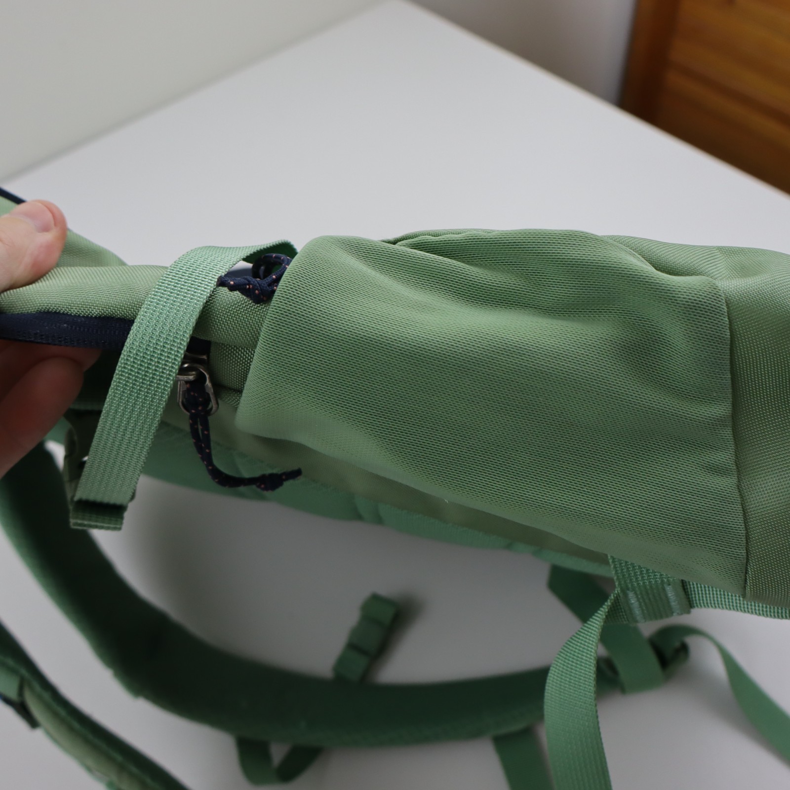 Patagonia Refugio 26L Womens Backpack Green Laptop Bag Daypack Hiking School